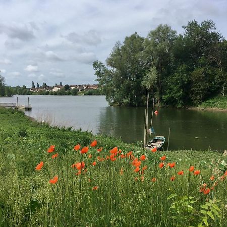 En Bord De Seine Bed & Breakfast Vetheuil Exterior photo
